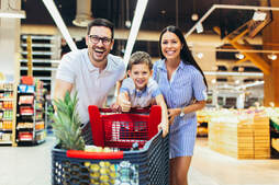 Family in retail grocery
